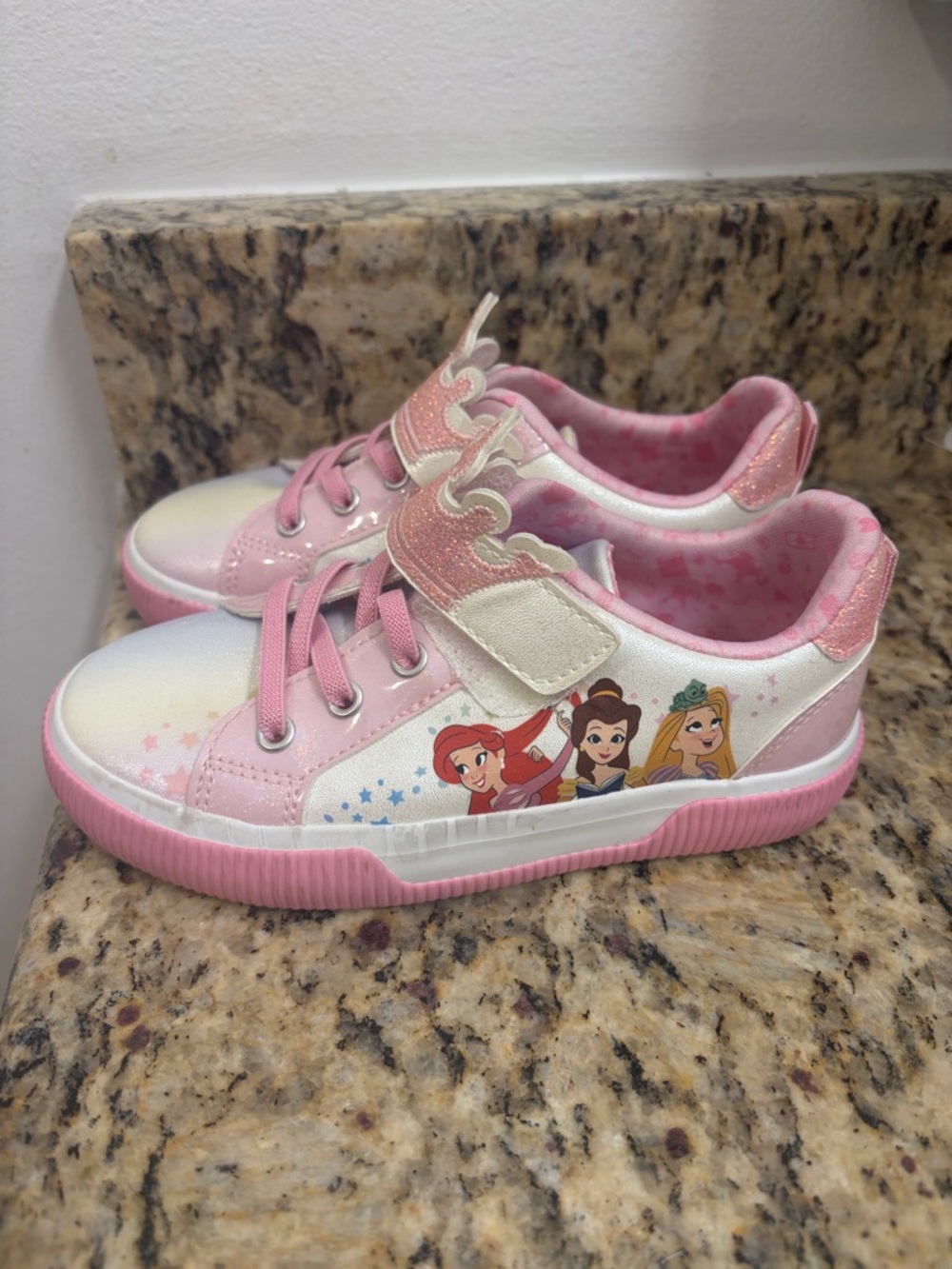 Disney princess Girls Pink Princess Character Sneakers size 11